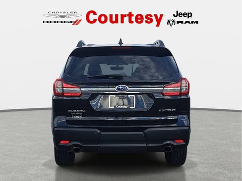 Used 2022 Subaru Ascent Premium w/ Convenience Package AWD/4WD image 4