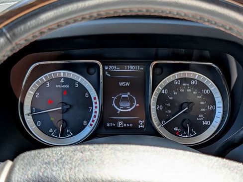 Used 2016 Nissan Titan Platinum Reserve AWD/4WD image 22