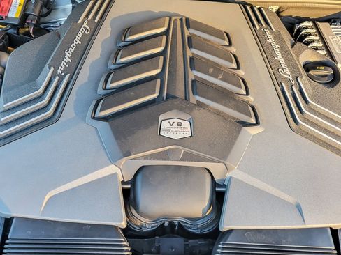 Used 2023 Lamborghini Urus Performante image 25