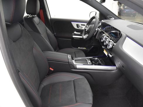 New 2026 Mercedes-Benz GLA 35 AMG 4MATIC image 16