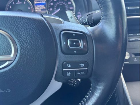 Used 2018 Lexus IS 300 w/ Accessory Package 2 RWD image 15