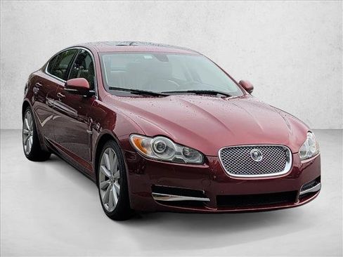 Used 2010 Jaguar XF Premium RWD image 23