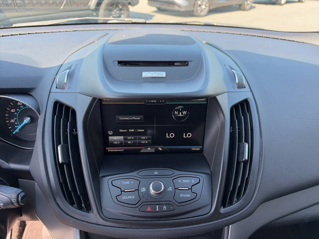 Used 2015 Ford Escape SE w/ SE Chrome Package AWD/4WD image 19