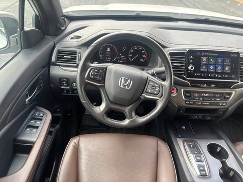 Used 2025 Honda Ridgeline RTL image 3