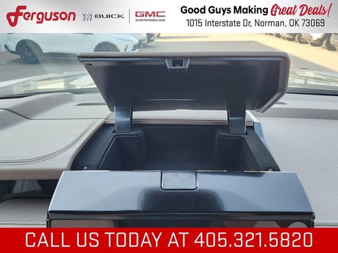 New 2026 GMC Yukon Denali w/ Denali Reserve Package AWD/4WD image 33