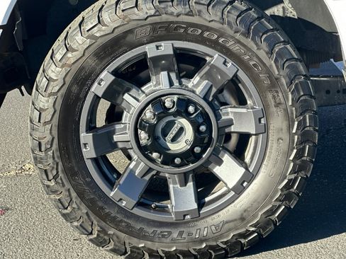 Used 2024 Ford F250 Lariat w/ Sport Appearance Package image 43