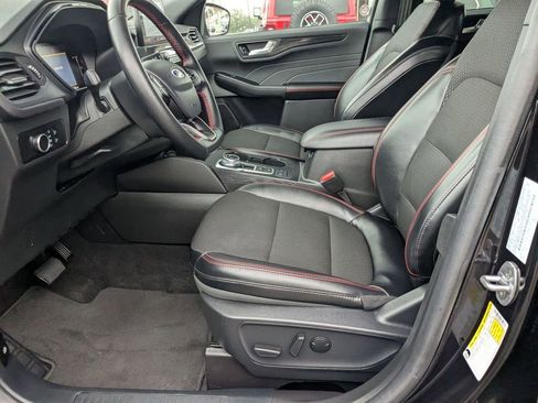 Used 2025 Ford Escape ST-Line AWD/4WD image 11