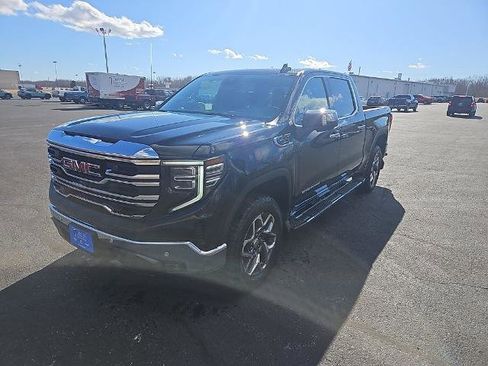 New 2026 GMC Sierra 1500 SLT w/ SLT Premium Plus Package image 2