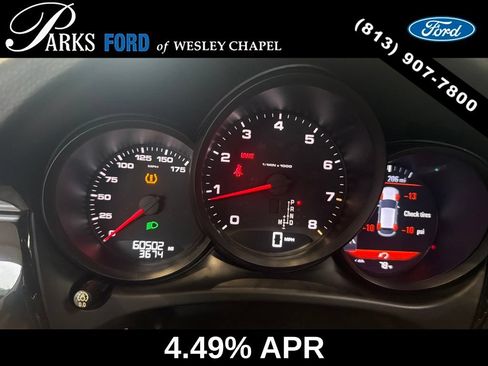 Used 2018 Porsche Macan Sport Edition AWD/4WD image 9