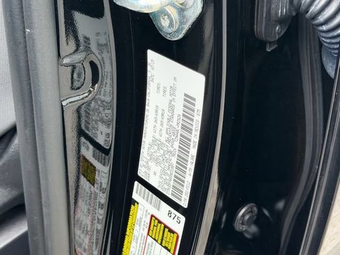 Certified 2025 Toyota Tacoma TRD Sport RWD image 21