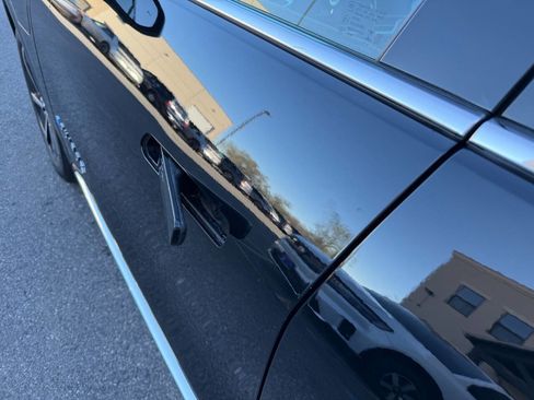 Used 2024 Chevrolet Equinox EV LT image 23