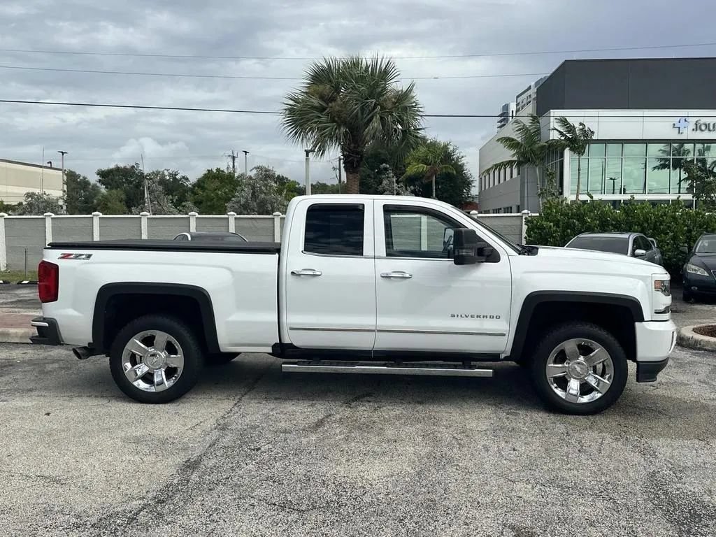 Used 2017 Chevrolet Silverado 1500 LTZ Z71 w/ LPO, Street Package AWD/4WD image 6