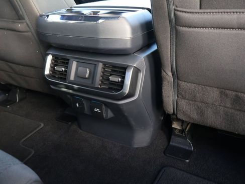 Used 2022 Ford F150 XLT w/ Equipment Group 302A High image 16