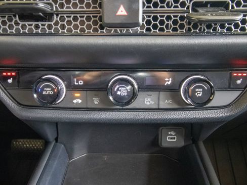 Used 2023 Honda HR-V Sport image 25