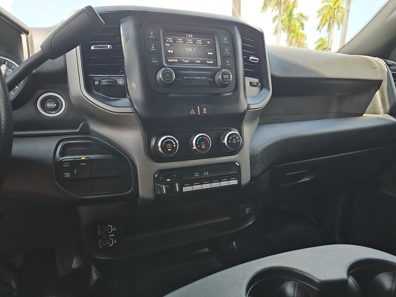 Used 2024 RAM 2500 Tradesman w/ Snow Chief Group AWD/4WD image 16