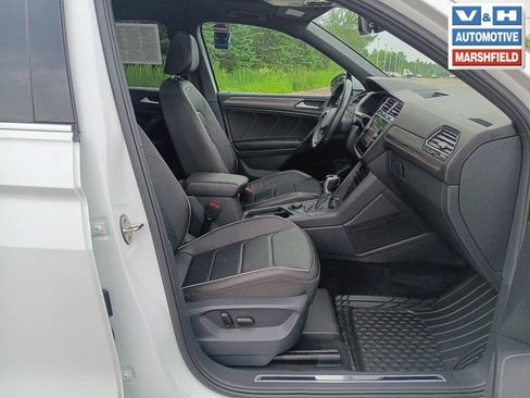 Used 2022 Volkswagen Tiguan SEL R-Line AWD/4WD image 18