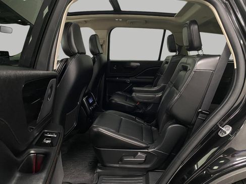 Used 2023 Lincoln Aviator Reserve w/ Equipment Group 201A AWD/4WD image 30