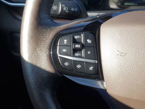 Used 2022 Ford Explorer King Ranch w/ Technology Package image 14