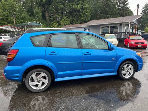Used 2007 Pontiac Vibe w/ Preferred Package FWD image 11