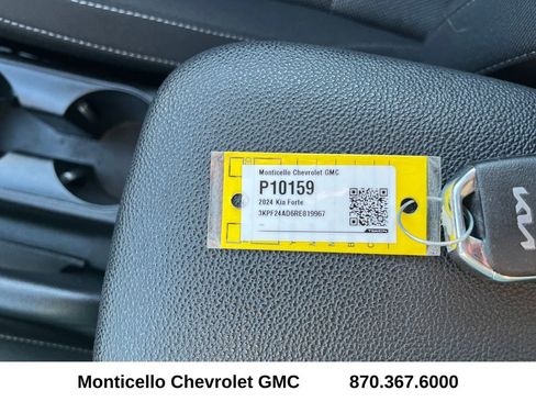 Used 2024 Kia Forte LX image 27