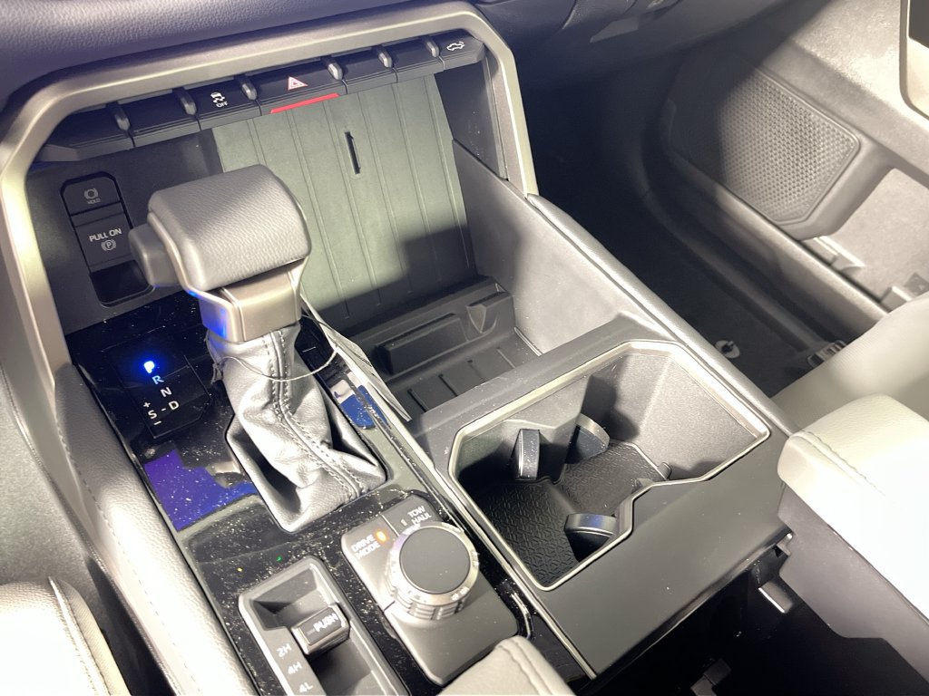 New 2026 Toyota Tundra Limited AWD/4WD image 20