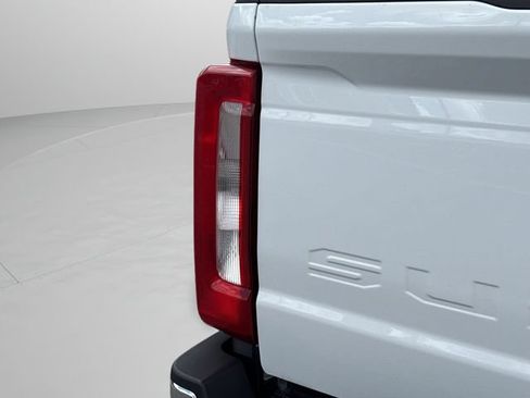 Certified 2025 Ford F250 XLT AWD/4WD image 43