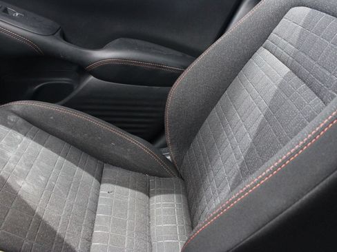 Used 2025 Honda HR-V Sport image 18