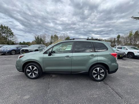 Used 2017 Subaru Forester 2.5i Premium w/ All-Weather Package AWD/4WD image 16