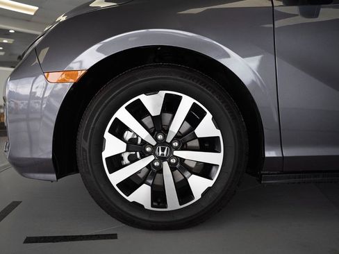 Used 2025 Honda Odyssey EX-L image 9