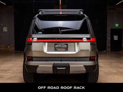 Used 2025 Lexus GX 550 image 8