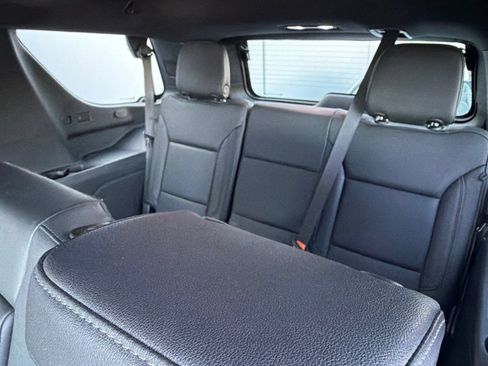Used 2023 Chevrolet Tahoe Z71 AWD/4WD image 9