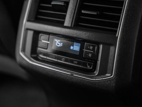 Used 2019 Volkswagen Atlas SEL Premium image 41