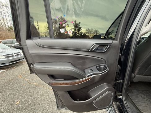 Used 2017 Chevrolet Tahoe LT image 25