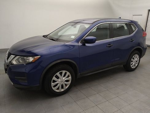 Used 2017 Nissan Rogue S AWD/4WD image 2