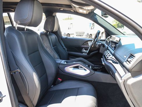Certified 2024 Mercedes-Benz GLS 450 4MATIC image 19