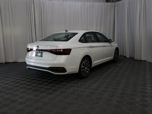 New 2026 Volkswagen Jetta SE image 21