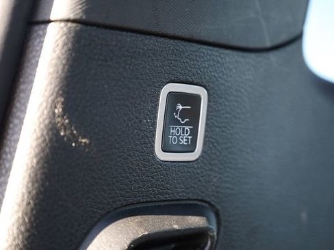 Used 2024 Jeep Grand Wagoneer Series II w/ Quick Order Packagew 28T image 32