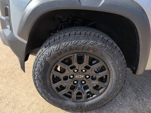 New 2026 Chevrolet Colorado Trail Boss AWD/4WD image 3