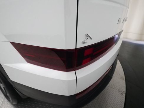 Used 2026 Hyundai Santa Fe SE AWD/4WD image 33