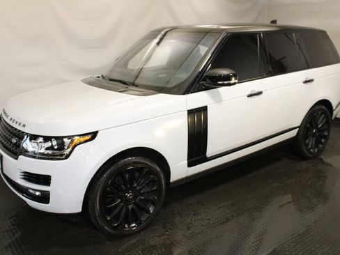 Used 2017 Land Rover Range Rover Supercharged image 2