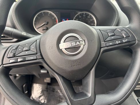 Used 2025 Nissan Sentra S FWD image 21