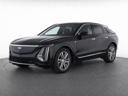 Certified 2024 Cadillac Lyriq Tech AWD/4WD image 6