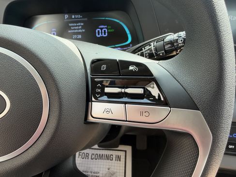 Certified 2025 Hyundai Elantra Hybrid FWD image 27