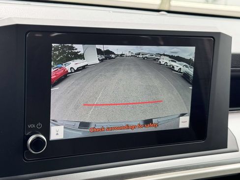 Used 2025 Toyota Tacoma SR5 RWD image 4