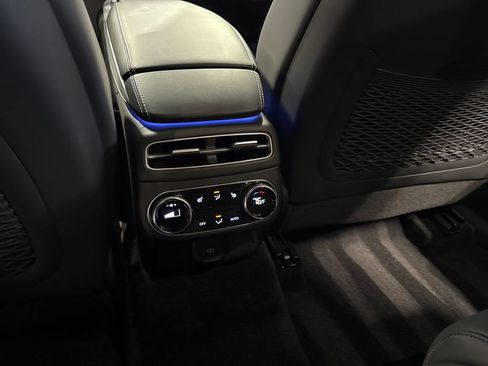Used 2025 Genesis Electrified GV70 w/ Prestige Package AWD/4WD image 15