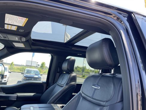 Certified 2025 Ford F350 Platinum w/ FX4 Off-Road Package AWD/4WD image 18