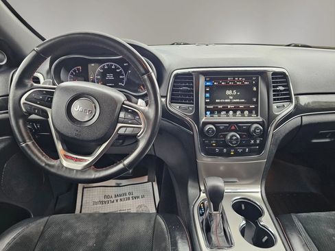 Used 2017 Jeep Grand Cherokee Trailhawk AWD/4WD image 23
