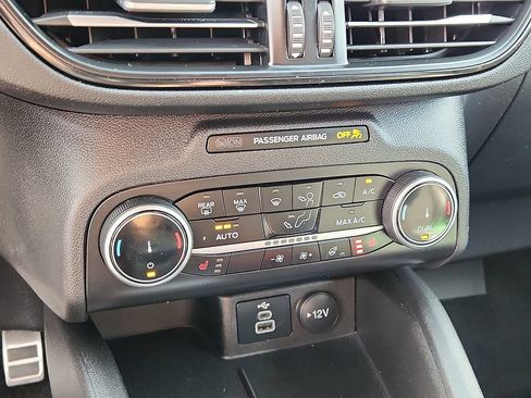 Used 2024 Ford Escape ST-Line AWD/4WD image 15