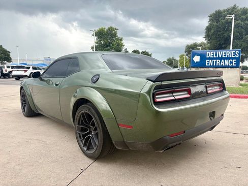 Used 2022 Dodge Challenger R/T Scat Pack RWD image 4