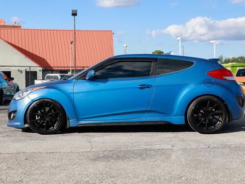Used 2016 Hyundai Veloster Rally Edition image 5